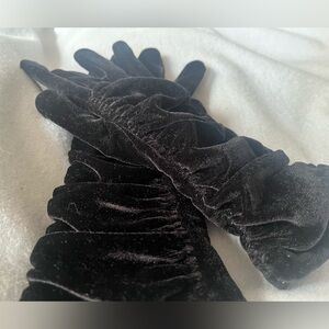 Sexy Rouched Black Velvet Gloves - Fleece Lined for Warmth